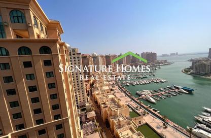 Apartment - 1 Bedroom - 2 Bathrooms for rent in Tower 18 - Porto Arabia - The Pearl Island - Doha