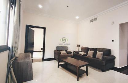 Apartment - 1 - 2 for rent in Umm Ghwailina Comm - Umm Ghuwalina - Umm Ghuwailina - Doha