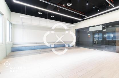 Shop - Studio - 2 Bathrooms for rent in Al Sadd Road - Al Sadd - Doha