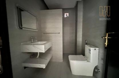 Villa - 5 Bedrooms - 5 Bathrooms for rent in Al Gharrafa - Doha