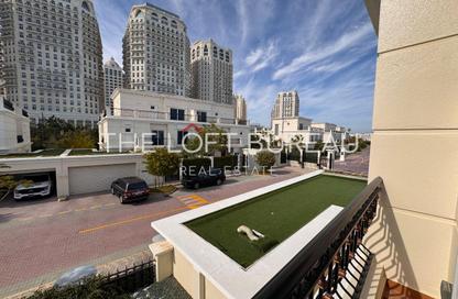 Villa - 6 Bedrooms - 7 Bathrooms for rent in Giardino Gardens - Giardino Villas - The Pearl Island - Doha Villa - 6 Bedrooms - 7 Bathrooms for rent in Giardino Gardens - Giardino Villas - The Pearl Island - Doha