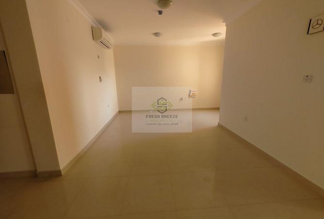 58255403 - Property Main Image