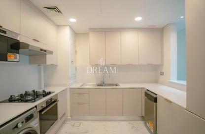 Apartment - 2 Bedrooms - 3 Bathrooms for rent in Marina District - Lusail