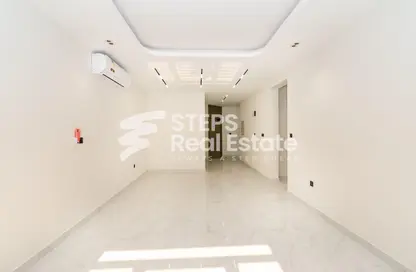 شقة - 2 غرف نوم - 3 حمامات للايجار في المسيلة - المسيلة - الدوحة