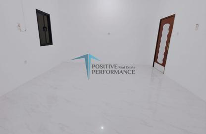 Apartment - Studio - 1 for rent in Fereej Kulaib - Doha