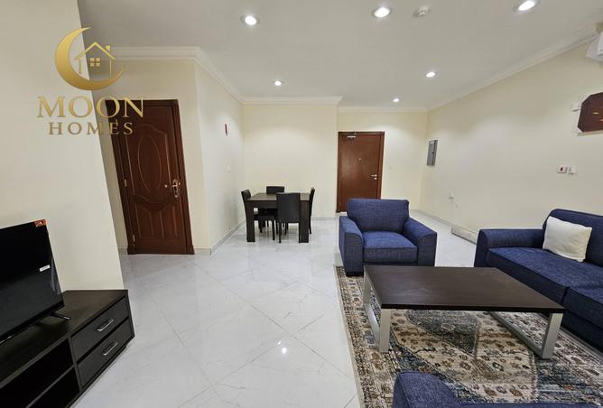 1002103 - Property Image 3