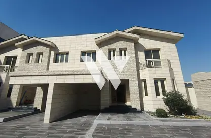 Villa - 4 Bedrooms - 5 Bathrooms for rent in Al Nuaija Street - Al Hilal West - Al Hilal - Doha
