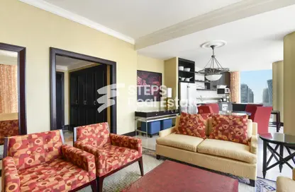 شقة - غرفة نوم - 2 حمامات للايجار في برج وست باي - الخليج الجنوبي - الخليج الغربي - الدوحة