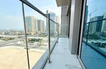 Apartment - 1 Bedroom - 2 Bathrooms for rent in Marina Tower 23 - Marina District - Lusail