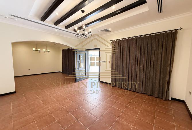 56775320 - Property Main Image