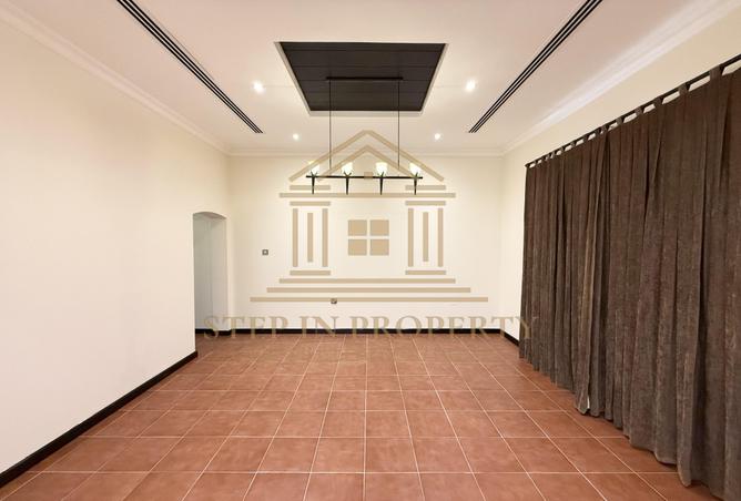 56775320 - Property Image 2