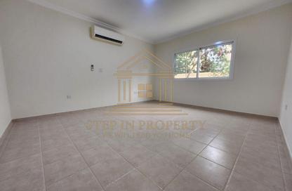Villa - 5 Bedrooms - 4 Bathrooms for rent in Al Messila - Al Messila - Doha