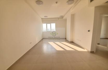 Apartment - 1 Bedroom - 2 Bathrooms for rent in Ibn Al Haitam Street - Fereej Abdul Aziz - Doha