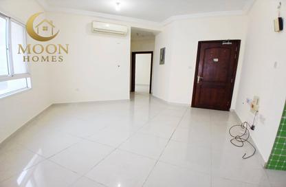 Apartment - 1 Bedroom - 1 Bathroom for rent in Umm Ghuwailina 4 - Umm Ghuwailina - Doha