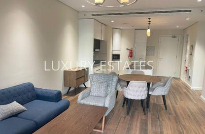 Apartment - 2 Bedrooms - 3 Bathrooms for sale in Floresta Gardens - The Pearl Island - Doha Apartment - 2 Bedrooms - 3 Bathrooms for sale in Floresta Gardens - The Pearl Island - Doha