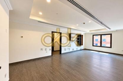 Apartment - 1 - 2 for rent in East Porto Drive - Porto Arabia - The Pearl Island - Doha