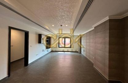 Apartment - 1 Bedroom - 2 Bathrooms for rent in East Porto Drive - Porto Arabia - The Pearl Island - Doha