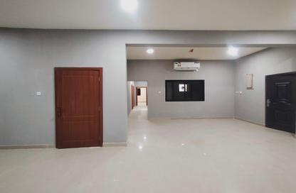 Apartment - 3 Bedrooms - 3 Bathrooms for rent in Fereej Kulaib - Doha Apartment - 3 Bedrooms - 3 Bathrooms for rent in Fereej Kulaib - Doha