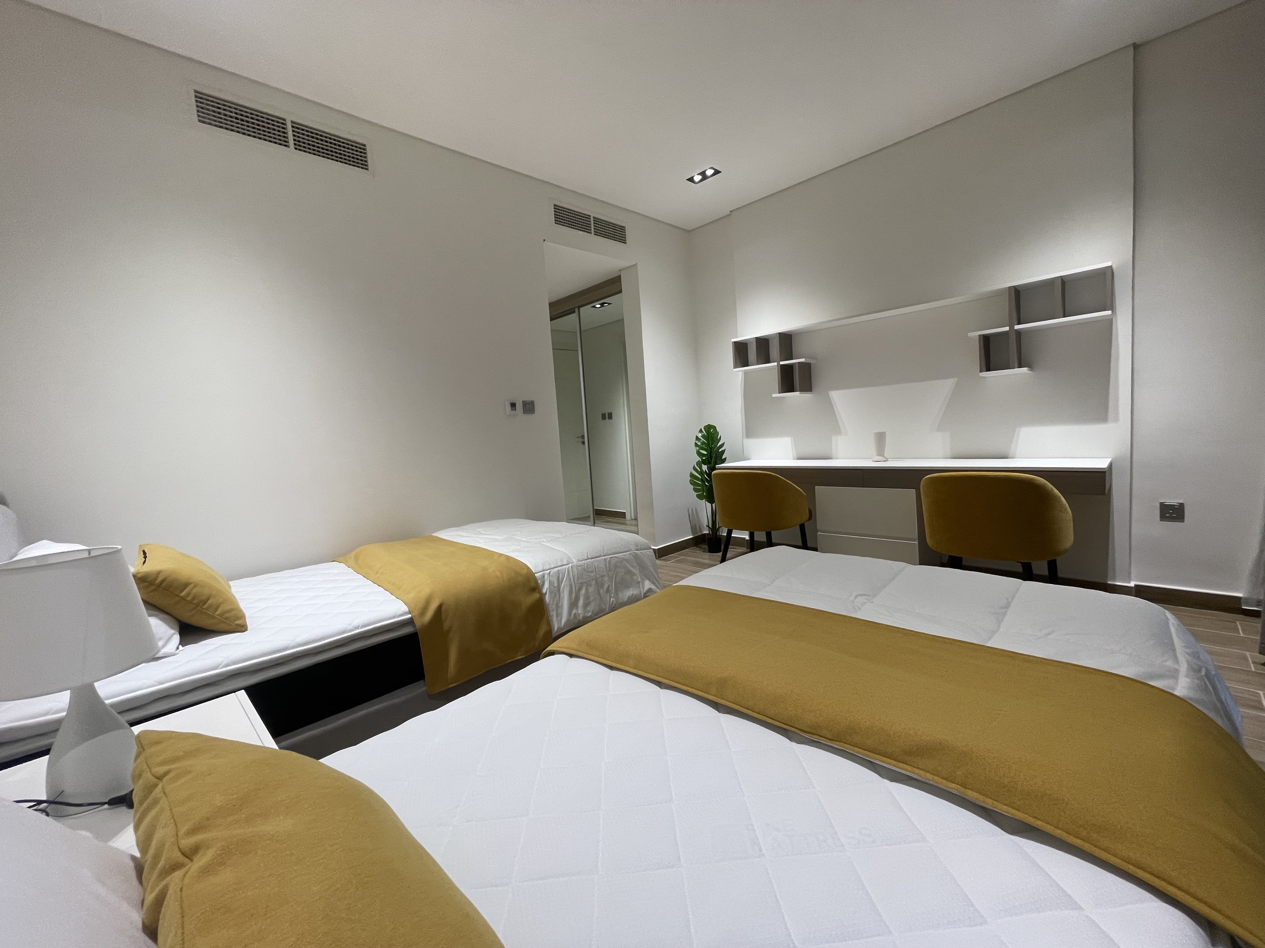 LAVISH BRAND NEW FF 2BED ROOM APARTMENT IN LUSAIL thumbnail 9