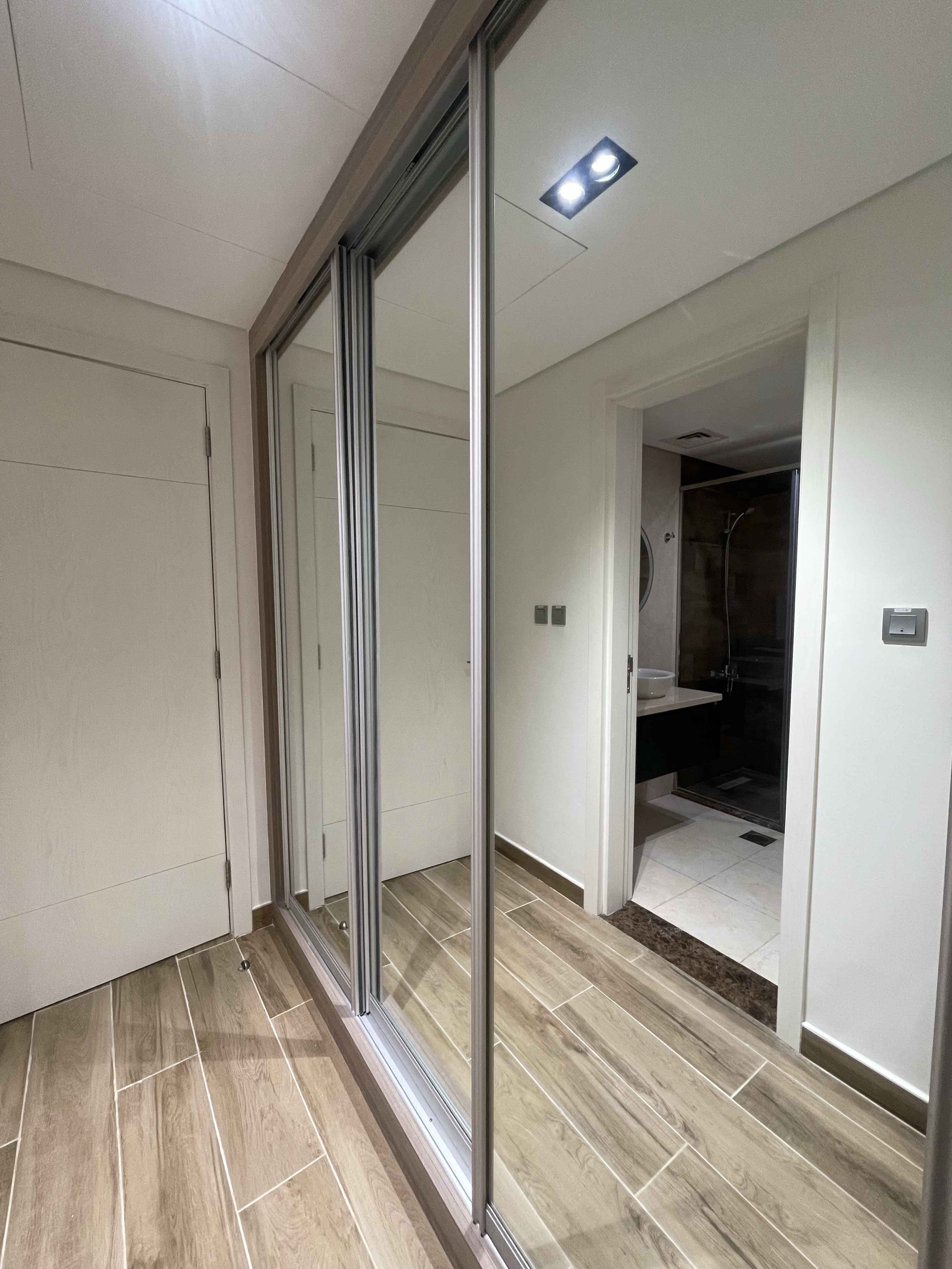 LAVISH BRAND NEW FF 2BED ROOM APARTMENT IN LUSAIL thumbnail 14