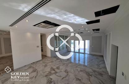 Villa - 5 Bedrooms - 6 Bathrooms for rent in West Bay Lagoon Villas - West Bay Lagoon - West Bay Lagoon - Doha