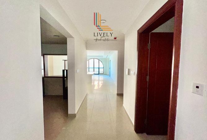 52319603 - Property Image 3