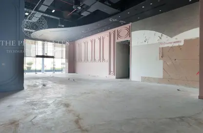 محل تجاري - استوديو - 2 حمامات للايجار في لوسيل ريسيدينس - منطقة المارينا - الوسيل