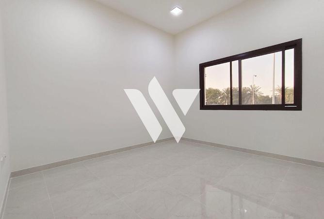 54102949 - صورة العقار 3