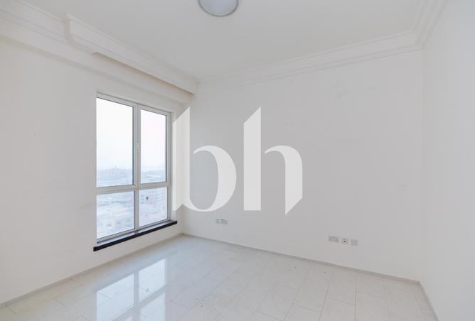 57566236 - Property Image 3