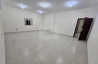 Apartment - 3 Bedrooms - 3 Bathrooms for rent in Asim Bin Omar Street - Al Mansoura - Doha
