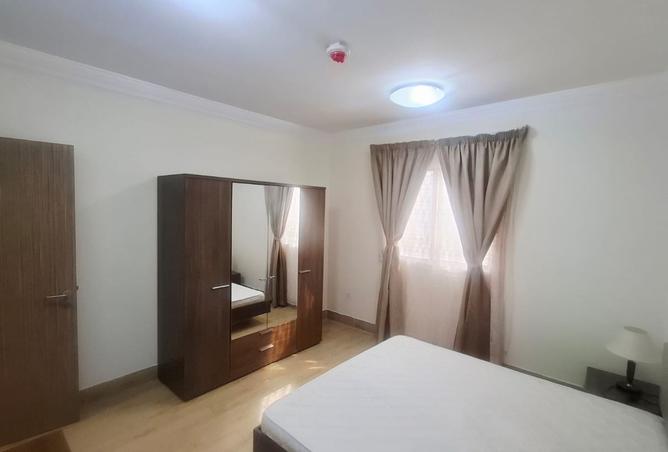 984226 - Property Image 3