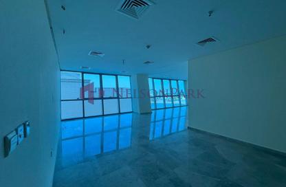 Apartment - 3 Bedrooms - 5 Bathrooms for sale in Zig Zag Tower B - Zig Zag Towers - West Bay - Doha Apartment - 3 Bedrooms - 5 Bathrooms for sale in Zig Zag Tower B - Zig Zag Towers - West Bay - Doha