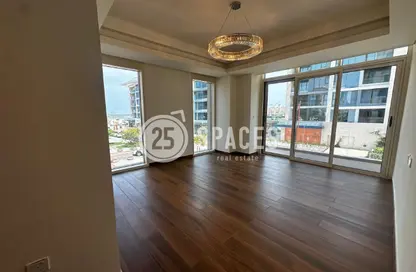 Apartment - 2 Bedrooms - 4 Bathrooms for rent in Crystal Residence - Gewan Island - The Pearl Island - Doha