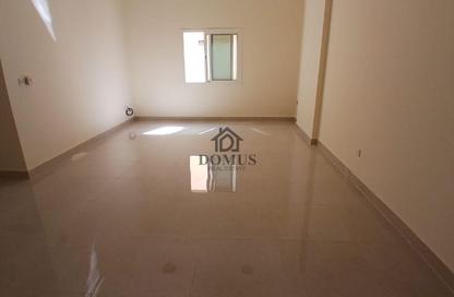Apartment - 2 Bedrooms - 2 Bathrooms for rent in Salaja Street - Doha Al Jadeed - Doha