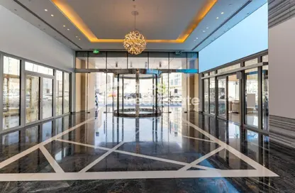 Show Room - Studio - 1 Bathroom for rent in Al Mansoura - Al Mansoura - Doha