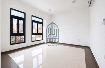 Apartment - 2 Bedrooms - 2 Bathrooms for rent in Al Jazeera Street - Fereej Bin Mahmoud North - Fereej Bin Mahmoud - Doha