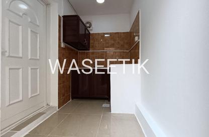 Apartment - Studio - 1 Bathroom for rent in Al Aziziyah - Al Aziziyah - Doha