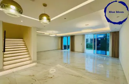 Villa - 5 Bedrooms - 6 Bathrooms for rent in Floresta Gardens - Floresta Gardens - The Pearl Island - Doha