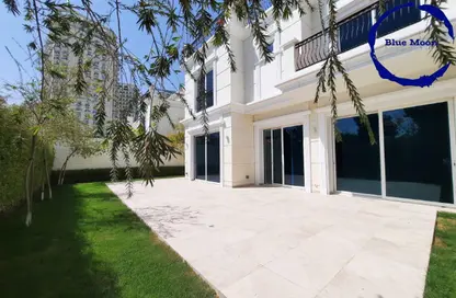 Villa - 5 Bedrooms - 6 Bathrooms for rent in Perlita Villas - Perlita Villas - The Pearl Island - Doha