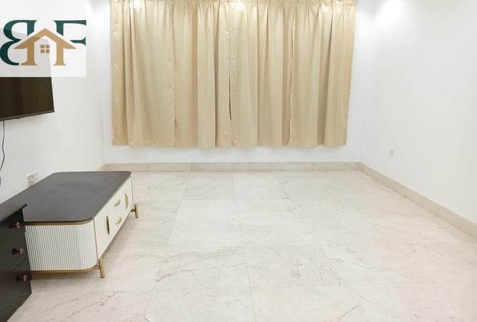 2P5zqqJ4RAO - Property Main Image