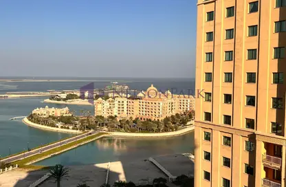Apartment - 1 Bedroom - 2 Bathrooms for rent in East Porto Drive - Porto Arabia - The Pearl Island - Doha