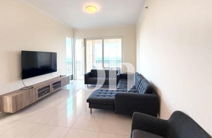 Apartment - 2 Bedrooms - 3 Bathrooms for rent in Viva West - Viva Bahriyah - The Pearl Island - Doha