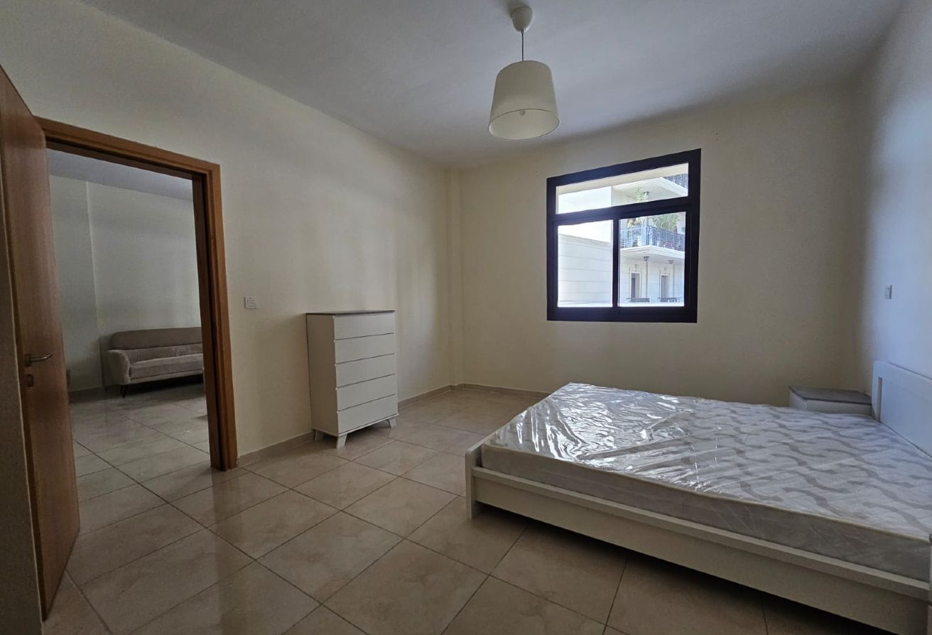 COZY 1BEDROOM FULLY FURNISHED NEAT AND CLEAN thumbnail 6