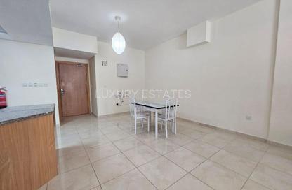 Apartment - 1 Bedroom - 2 Bathrooms for rent in Regency Residence Fox Hills 2 - Lusail Apartment - 1 Bedroom - 2 Bathrooms for rent in Regency Residence Fox Hills 2 - Lusail