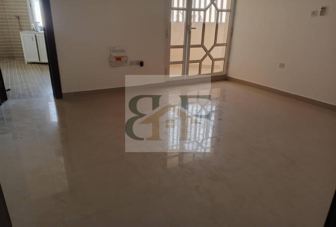 1007052 - Property Image 3