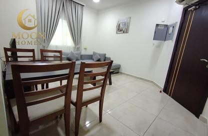 Apartment - 1 Bedroom - 2 Bathrooms for rent in Umm Ghuwailina 4 - Umm Ghuwailina - Doha