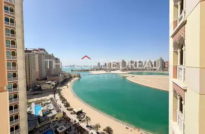 Apartment - 2 Bedrooms - 3 Bathrooms for rent in Viva West - Viva Bahriyah - The Pearl Island - Doha