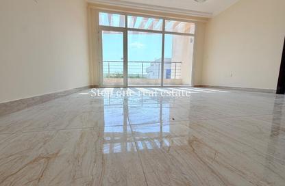 Villa - 5 - 5 for rent in Ain Khaled Villas - Ain Khaled - Doha