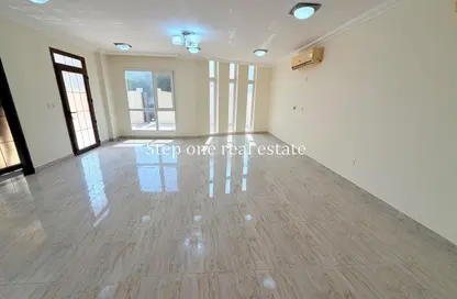 Villa - 5 Bedrooms - 5 Bathrooms for rent in Ain Khaled Villas - Ain Khaled - Doha