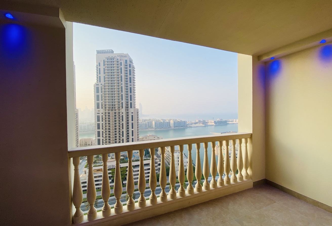 3BR + Maid | Majestic Views & Huge Balcony thumbnail 12